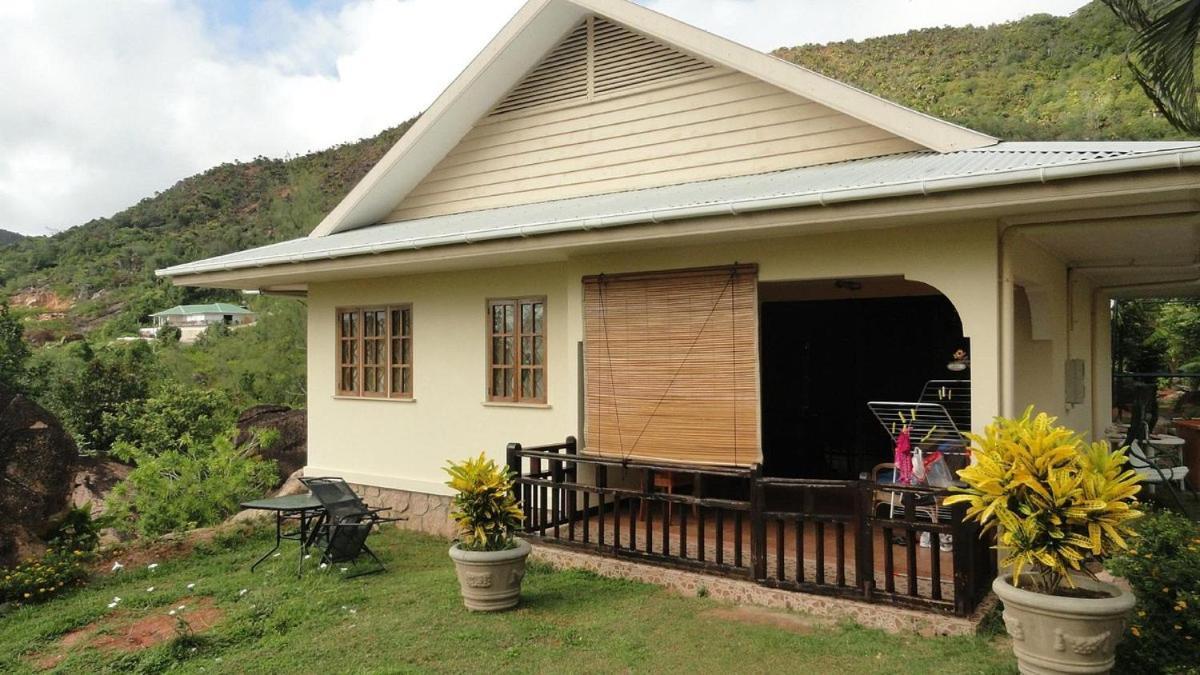 Ferienwohnung Jardin Marron Baie Sainte Anne Exterior foto